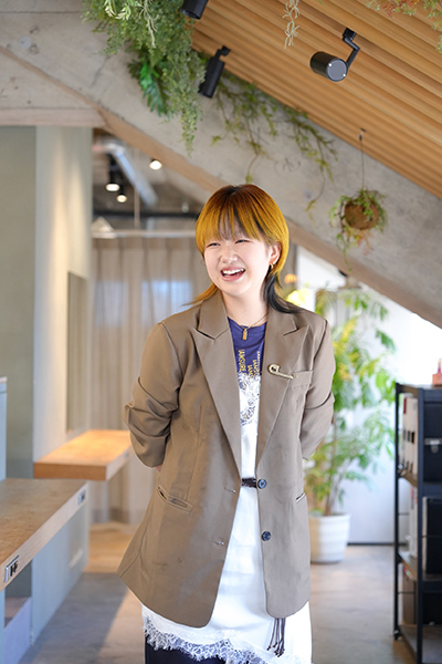 新井 日菜子 / HINAKO ARAI